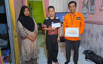 Rumah Zakat Beri Bantuan untuk Remaja Penderita Saraf Mata di Cilegon