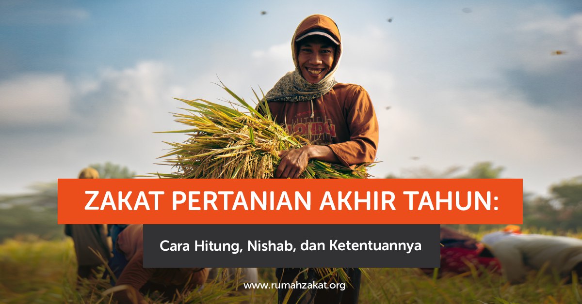 photo_2025-10-29_13-59-43 Petani memanen padi di sawah sebagai simbol zakat pertanian akhir tahun