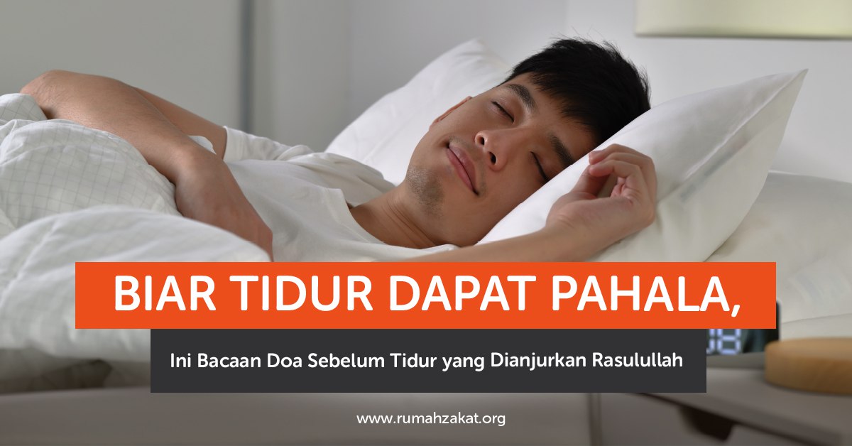 Doa sebelum tidur sesuai sunnah Rasulullah SAW — ilustrasi Muslim berdoa sebelum tidur.