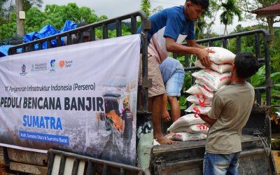 PT PII dan Rumah Zakat Distribusikan Sembako untuk Warga Benandolok yang Terisolir