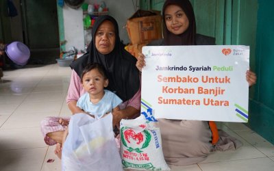 Jamkrindo Syariah dan Rumah Zakat hadirkan 350 paket sembako untuk warga Sibolga