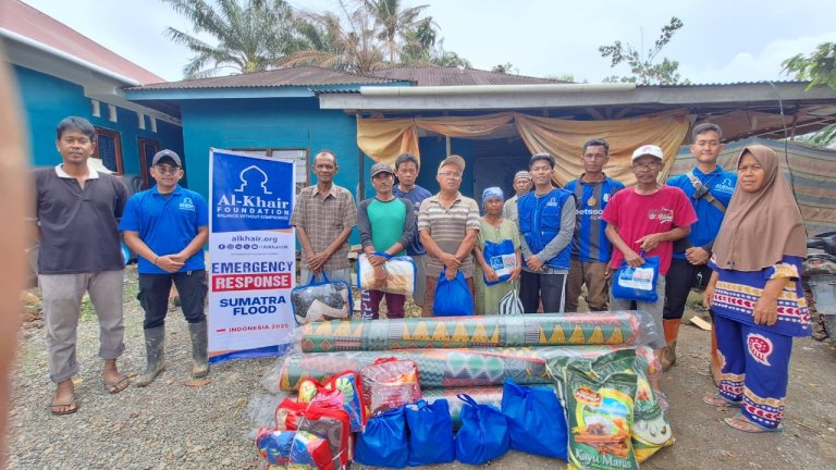 Bantu Warga Terisolir di Agam, Al Khair Foundation Salurkan Sembako dan Perlengkapan Tidur