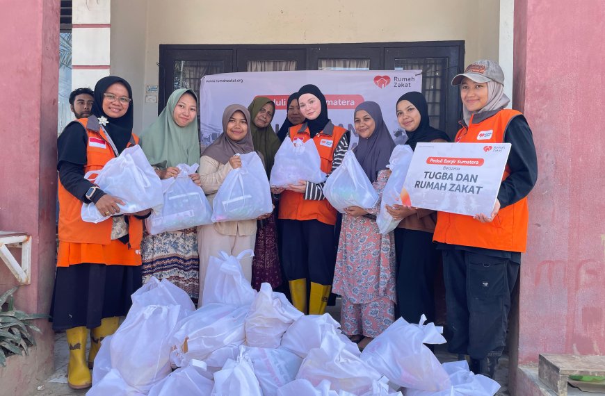 TUGBA bersama Rumah Zakat salurkan bantuan banjir bandang Aceh di Desa Kubu