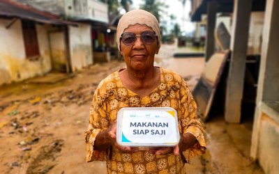 BSI Maslahat Bersama Rumah Zakat Salurkan 3.250 Paket Makanan Untuk Warga Terdampak Banjir dan Longsor di Tapanuli Tengah