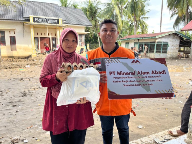 Sinergi PT Mineral Alam Abadi Bersama Rumah Zakat Hadirkan 200 Paket Sembako untuk Warga Terdampak Banjir di Gampong Pantee Lhong