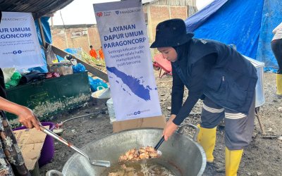 Paragon Corp Bersama Rumah Zakat Dirikan Dapur Umum untuk Warga Terdampak di Gampong Geudumbak, Aceh Utara