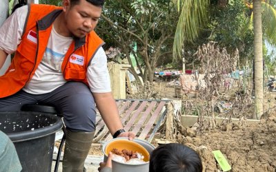 Dapur Umum Paragon Corp Masih Layani 1.000 Porsi Makanan per Hari untuk Penyintas Banjir Aceh Tamiang