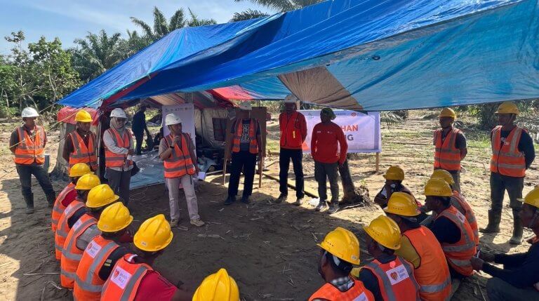 Berdayakan Warga Lokal, Rumah Zakat Gelar Pelatihan Tukang di Aceh Utara untuk Bangun 100 Huntara