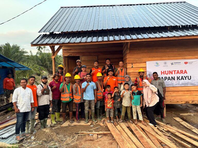 Opening Ceremony Program Pembangunan 100 Huntara: Gerbang Awal Kemandirian Ekonomi dan Tangguh Secara Karya di Desa Geudumbak Kec. Langkahan Kab. Aceh Utara