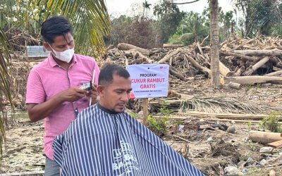 Pulihkan Martabat dan Berdayakan Ekonomi: Rumah Zakat Gelar Program Cukur Gratis untuk Penyintas Banjir Aceh Utara