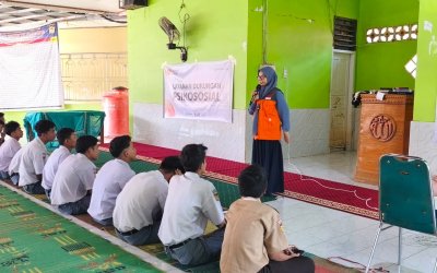 Pelaksanaan Layanan Psikososial Rumah Zakat di SMA Negeri 12 Padang