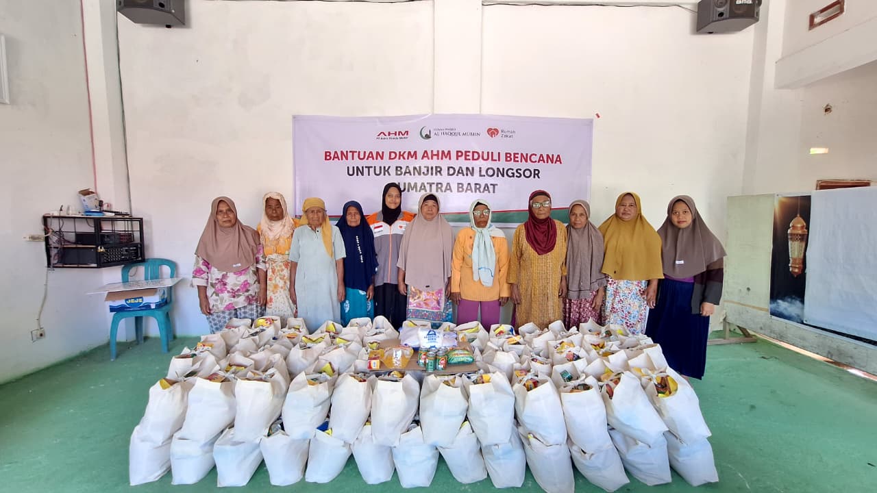 bantuan sembako Pesisir Selatan dari PT Astra Honda Motor bersama Rumah Zakat