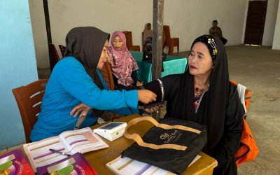 Pemeriksaan Kesehatan Lansia di Bayur Bersama Rumah Zakat Samarinda