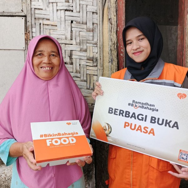 Buka Puasa Bandar Lampung: Rumah Zakat Salurkan 150 Paket Ramadhan