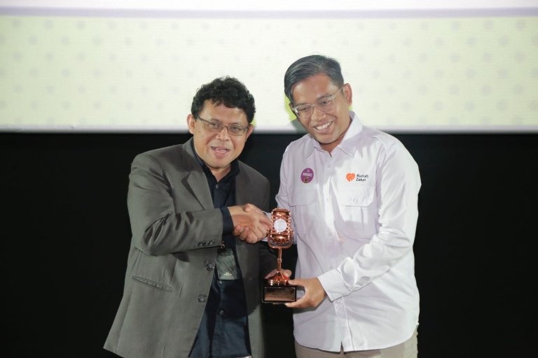 Rumah Zakat Raih Youth Choice Award 2026 sebagai Lembaga Penyalur Zakat Pilihan Gen Z