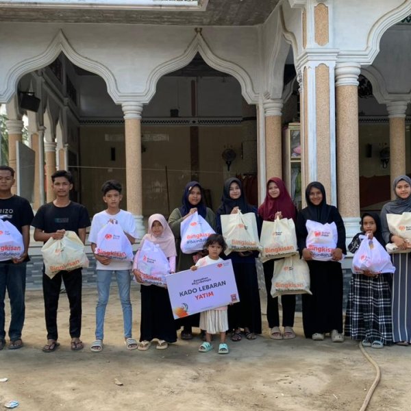 Rumah Zakat Salurkan 20 Paket Kado Lebaran&hellip;