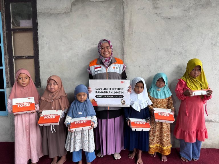 Givelight foundation distribusikan 4.225 paket ifthar untuk anak yatim di 24 titik penyaluran