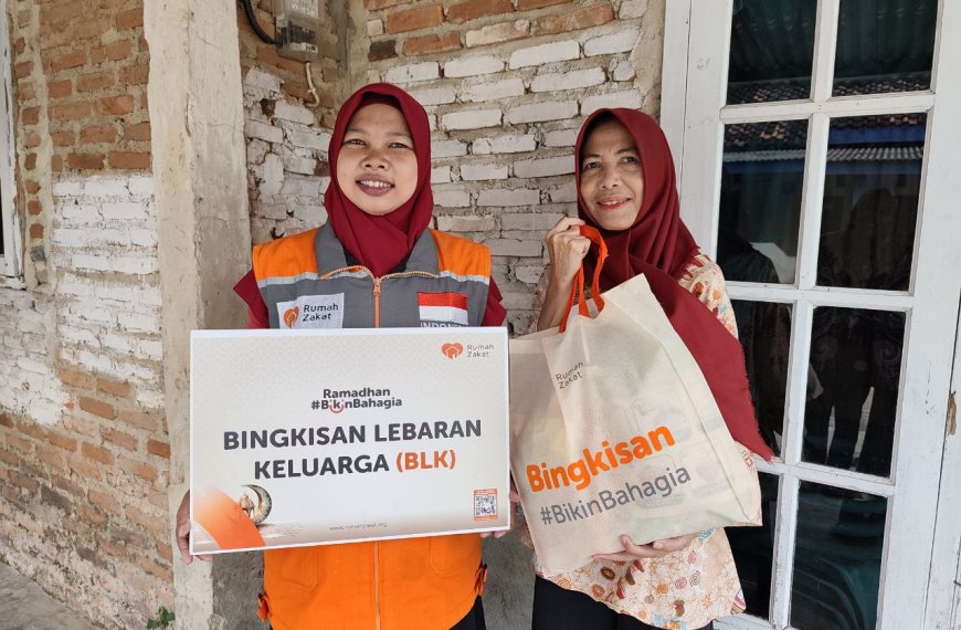 Rumah Zakat Salurkan Bingkisan Lebaran untuk Warga Pesawaran