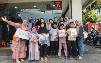 Bahagiakan Anak Yatim, Rumah Zakat Salurkan Program Baju Lebaran Anak Dhuafa di Cimahi