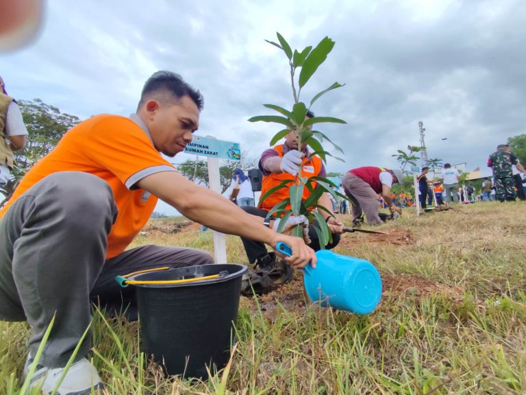 Rumah Zakat Tanam 1.621 Pohon di Aceh, Dorong Mitigasi Bencana saat HKBN 2026