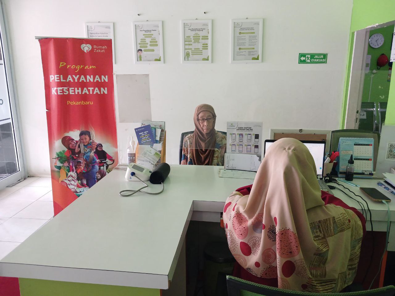 Rumah Zakat hadirkan layanan kesehatan untuk lansia di Pekanbaru dengan pelayanan cepat, ramah, dan profesional.