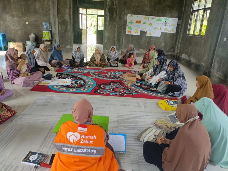 Semangat Lansia Mengaji, Rumah Zakat Dampingi Kegiatan di Rumah Quran Tazkia Sumber