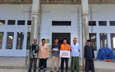Rumah Zakat Salurkan Program Infrastruktur Masjid Tanara untuk Dukung Pembangunan