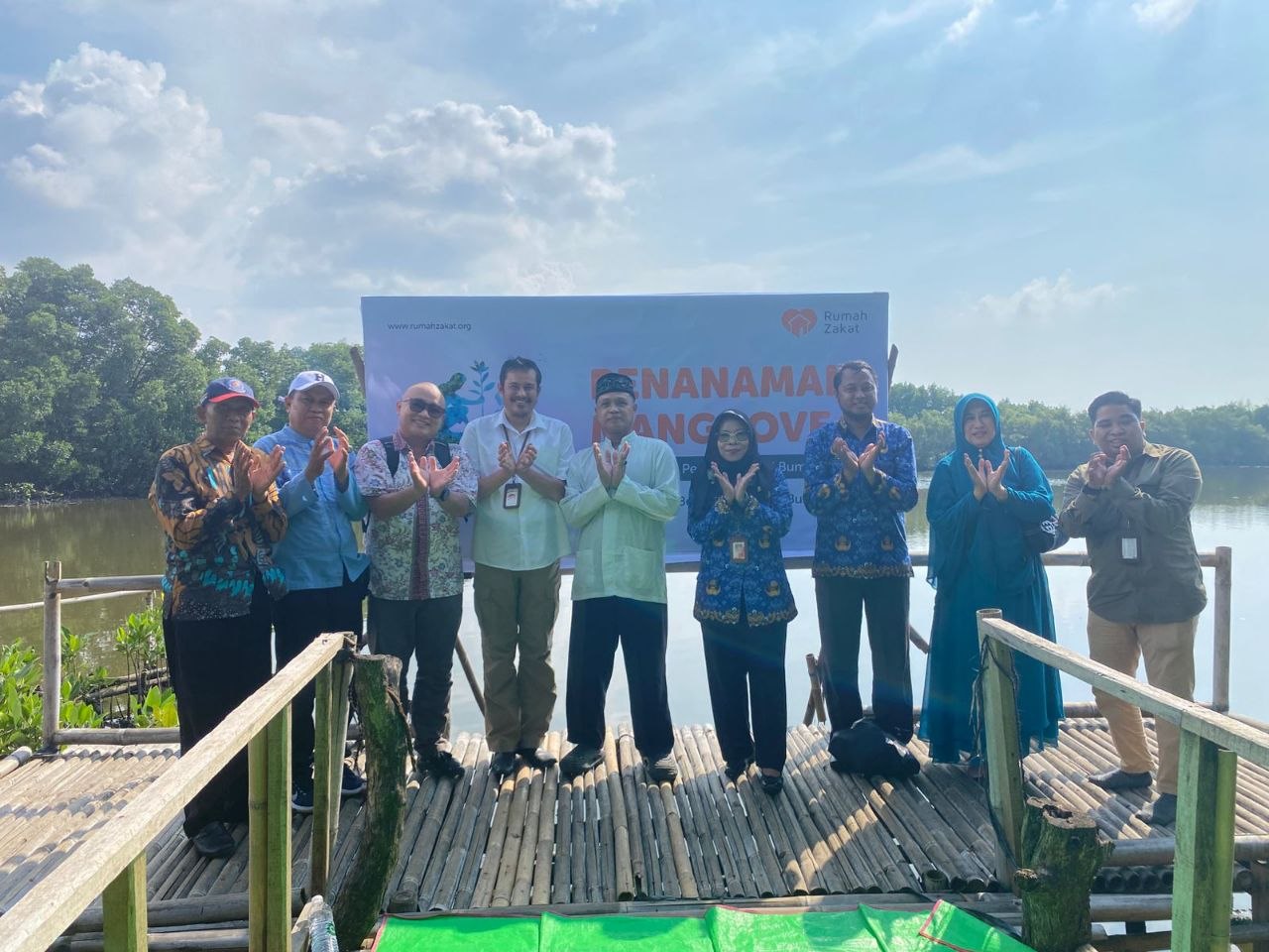 Rumah Zakat mendorong kolaborasi lingkungan di Rusun Marunda dalam momentum Hari Bumi melalui pemberdayaan warga dan program berkelanjutan.