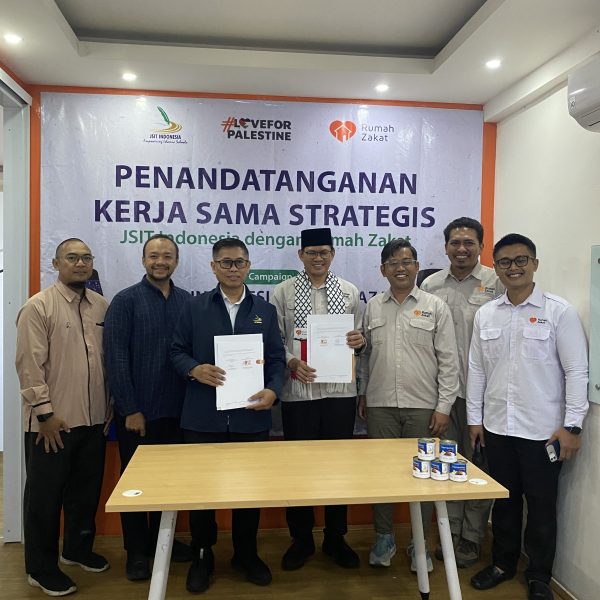 JSIT Indonesia dan Rumah Zakat berkolaborasi dalam campaign 60 ribu kaleng daging untuk Gaza sebagai bentuk kepedulian kemanusiaan bagi warga Palestina.