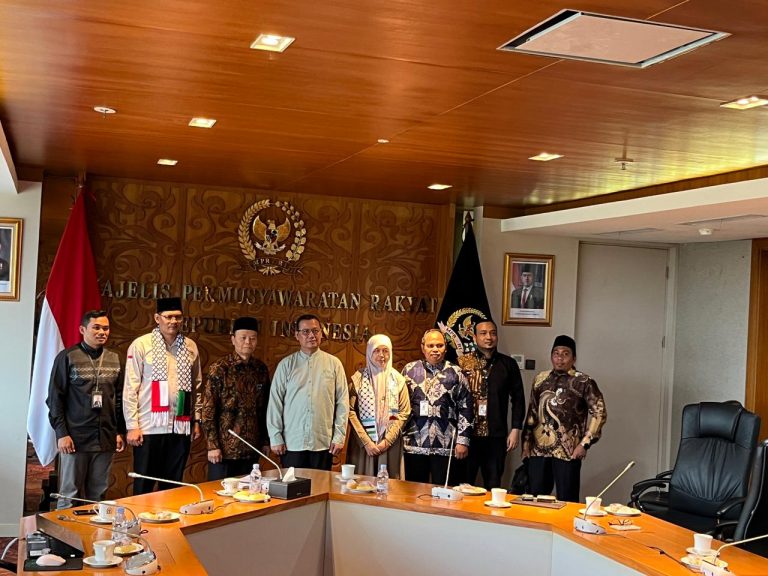 urnalis dan Relawan Indonesia Ditangkap Zionis Israel, Global Peace Convoy Indonesia Adakan Pertemuan Dengan Pimpinan MPR