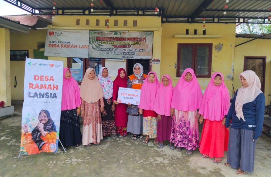 Posyandu lansia Rumah Zakat di Dusun Blingih Plakpak hadir untuk meningkatkan kesehatan dan kualitas hidup para lansia melalui layanan rutin.