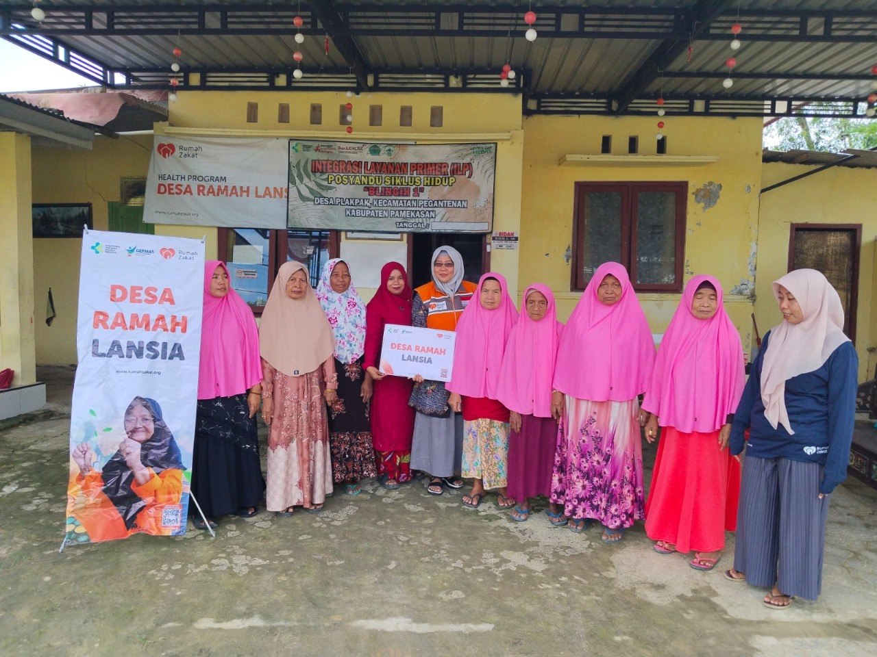 Posyandu lansia Rumah Zakat di Dusun Blingih Plakpak hadir untuk meningkatkan kesehatan dan kualitas hidup para lansia melalui layanan rutin.