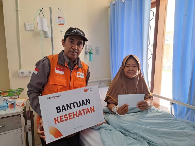 Bantuan Kesehatan Rumah Zakat untuk Lansia dan Dhuafa di Cilegon