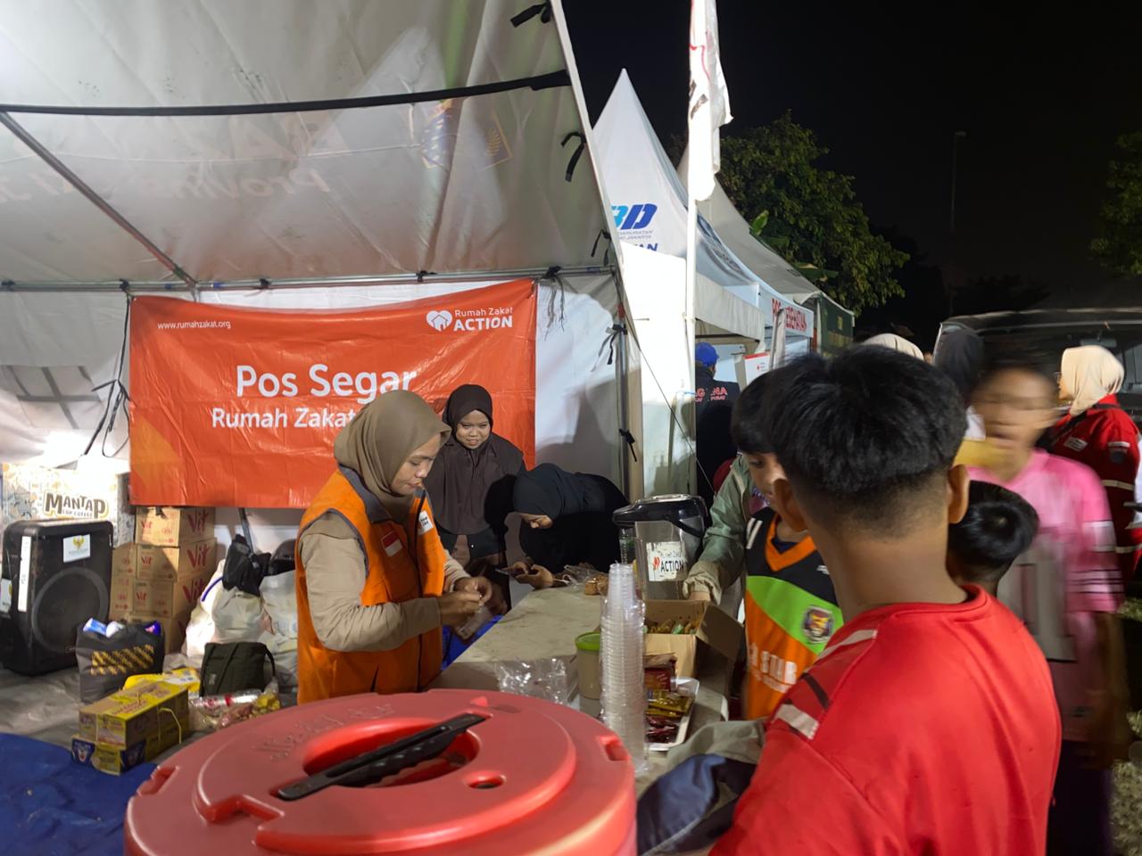 Kebakaran Kemayoran: Rumah Zakat Action Salurkan Bantuan untuk Penyintas