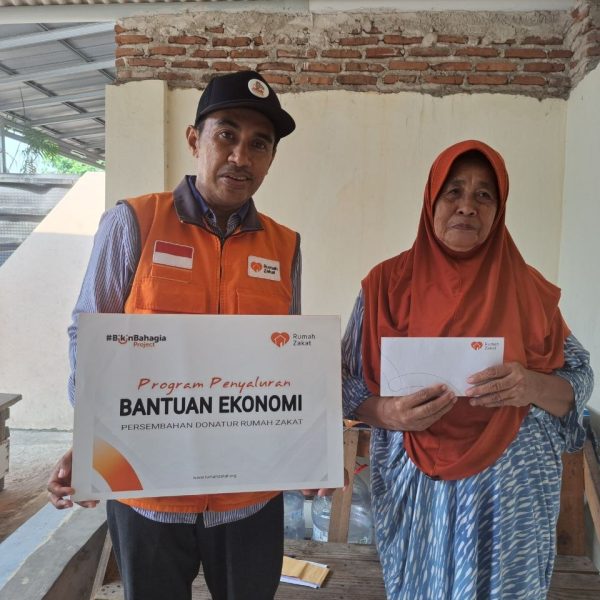 Rumah Zakat Berikan Dukungan Ekonomi bagi Pemulung&hellip;