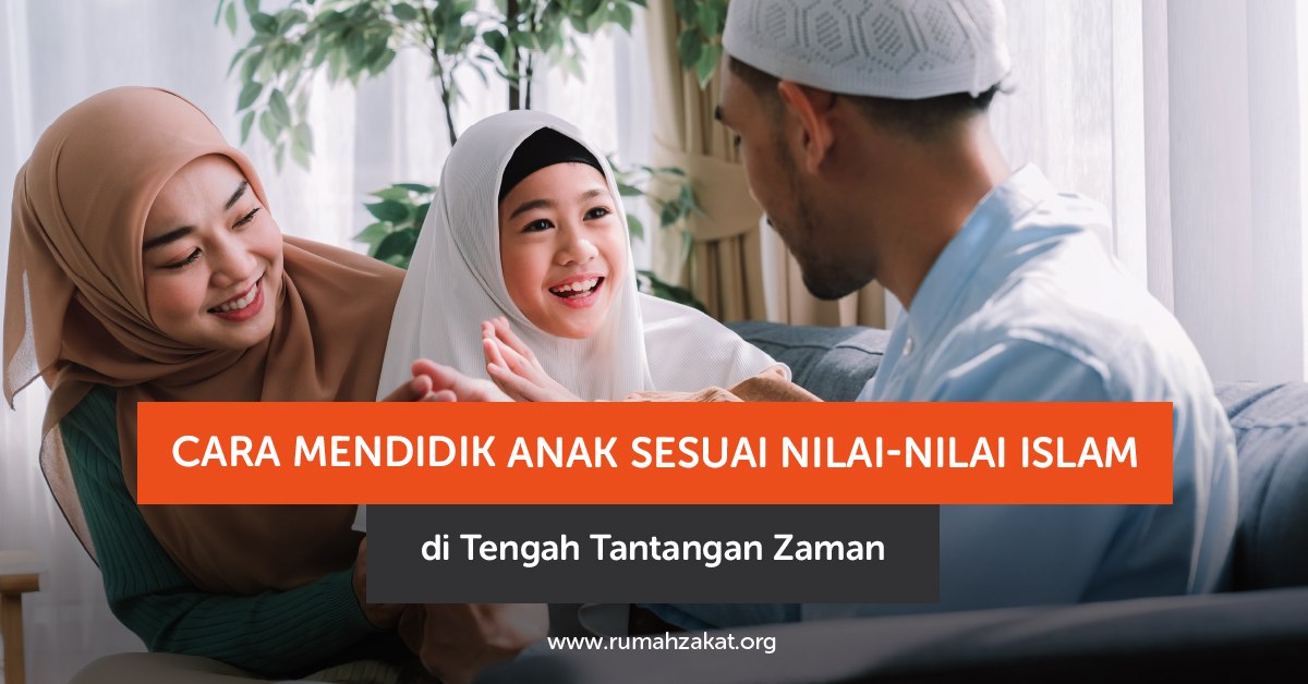 Orang tua Muslim mendampingi anak belajar dengan gawai secara bijak sesuai nilai Islam
