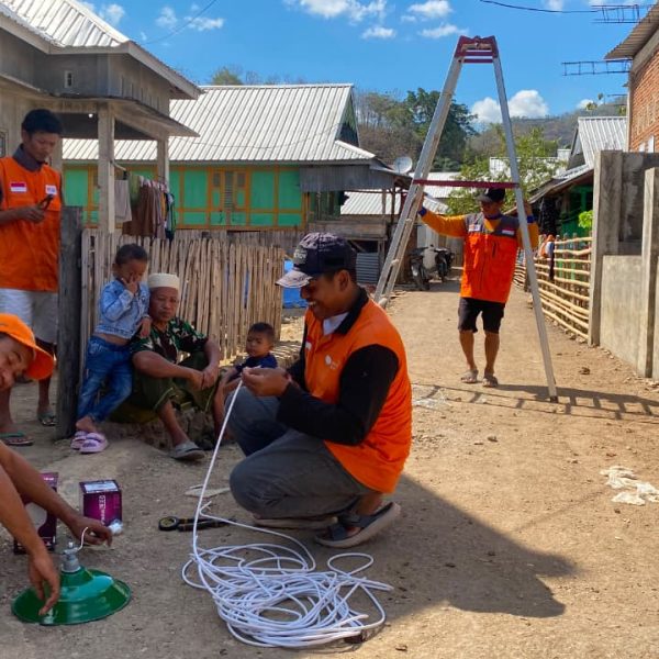 Kampung Dewa Rangga Kini Terang Benderang