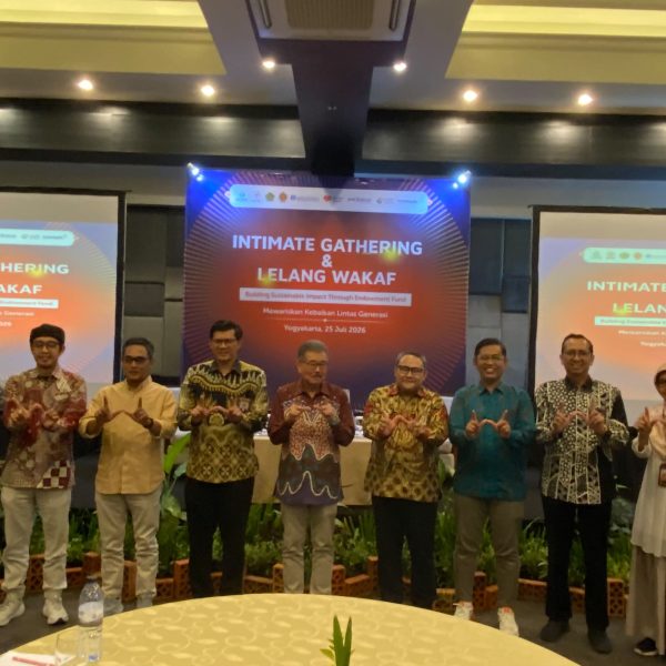 Peserta mengikuti edukasi literasi wakaf produktif yang diselenggarakan Rumah Zakat bersama PT Trimegah Sekuritas di Yogyakarta.