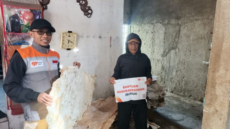 Rumah Zakat Bantu Sudiyono Naik Kelas, Kembangkan Usaha Kikil untuk Kemandirian Keluarga