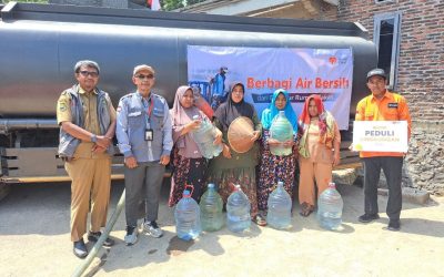 Rumah Zakat Salurkan 8.000 Liter Air Bersih untuk 150 KK di Tembulum