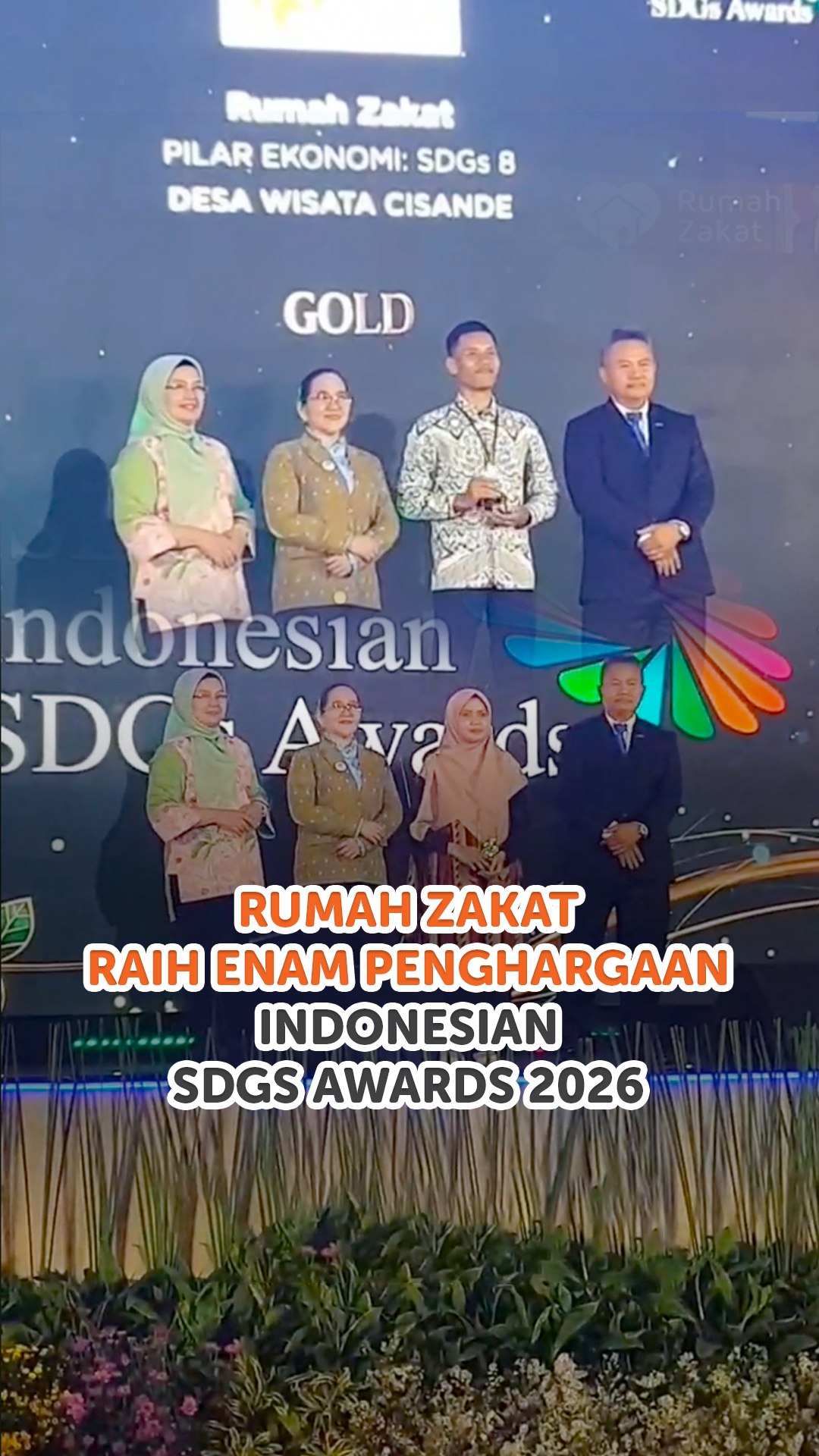 RZ enam penghargaan