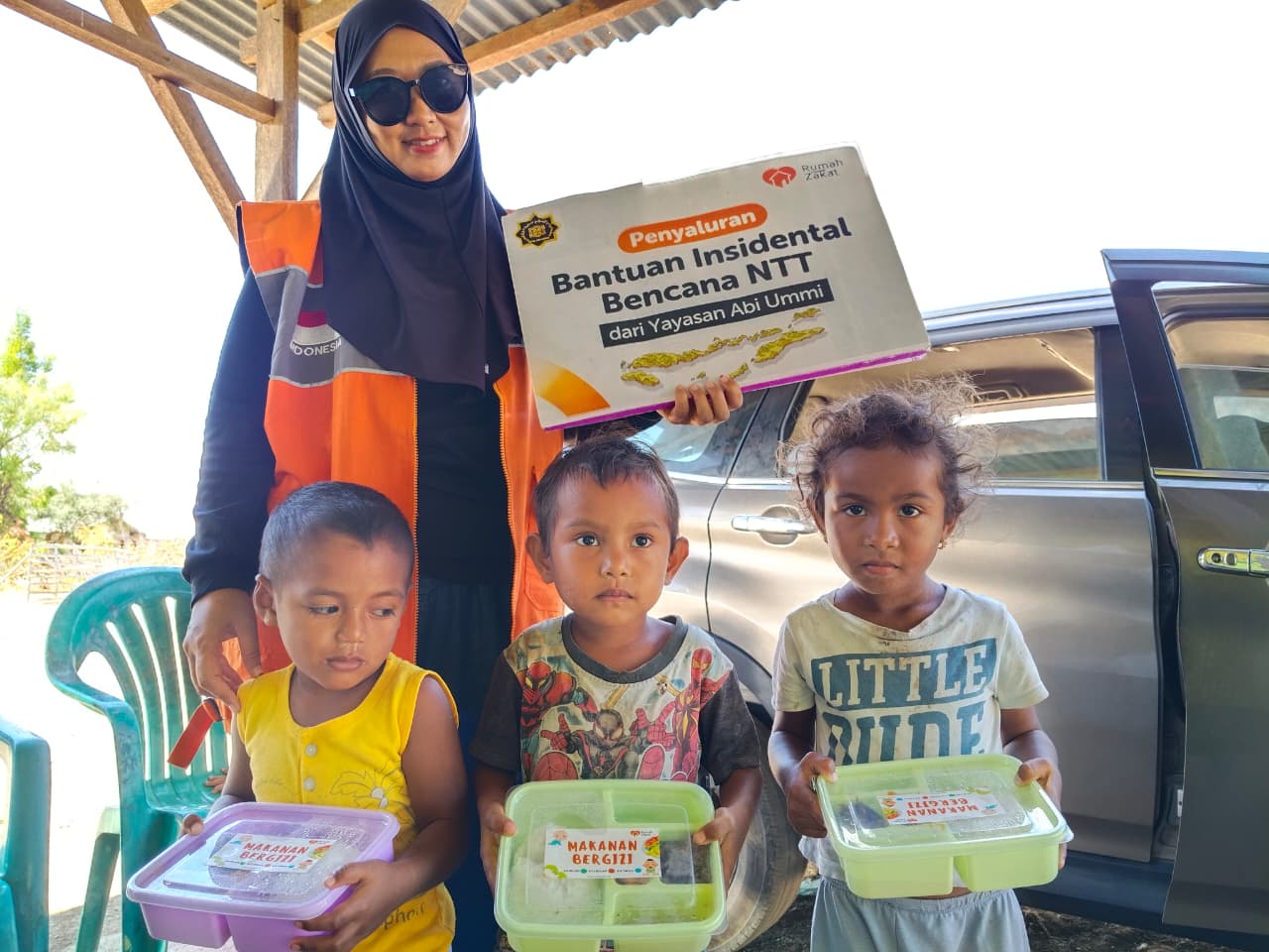 Yayasan Abi Umi dan Rumah Zakat menghadirkan Dapur Gizi untuk anak dan ibu menyusui di Nagekeo Yayasan Abi Umi dan Rumah Zakat menghadirkan Dapur Gizi untuk anak dan ibu menyusui di Nagekeo