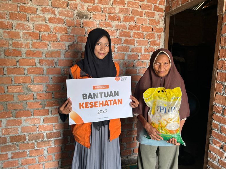 Rumah Zakat Peduli Kesehatan di Tengah Kabut Asap, Salurkan Masker, dan Sembako Bagi Masyarakat