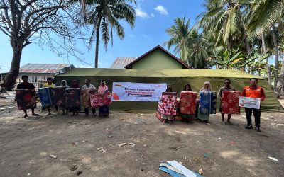 Maybank Foundation dan Rumah Zakat Salurkan Kasur dan Shelter Kit untuk Penyintas Gempa di NTT