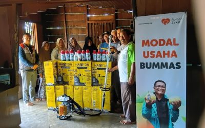 Rumah Zakat Salurkan Bantuan Alat Pertanian untuk Kelompok Tani Jajaran Makmur