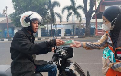 Rumah Zakat Bagikan Masker dan Multivitamin untuk Masyarakat di Palembang
