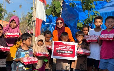Bank OCBC Syariah Bersama Rumah Zakat Salurkan 465 Paket Makanan Siap Saji di Lemarang